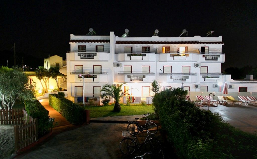 Sandy'S Studios Apartments & Log-Villas Кос Экстерьер фото