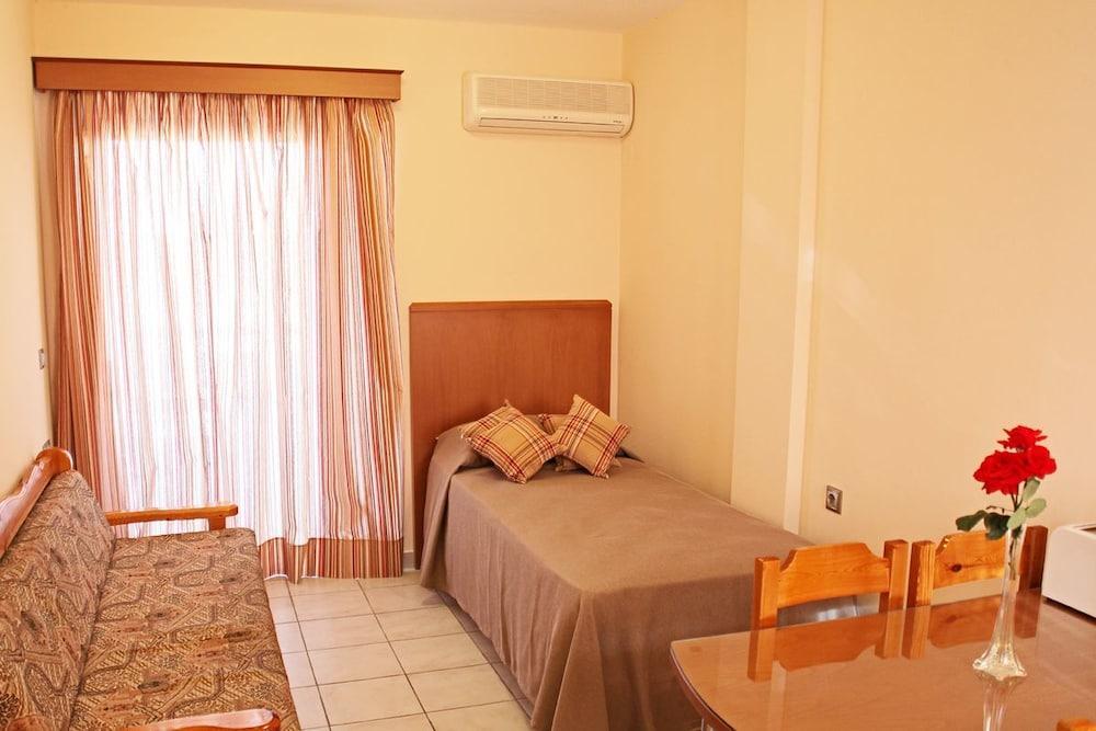 Sandy'S Studios Apartments & Log-Villas Кос Экстерьер фото
